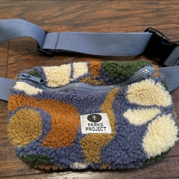 Parks Project Fanny Pack - Picture 1 of 2